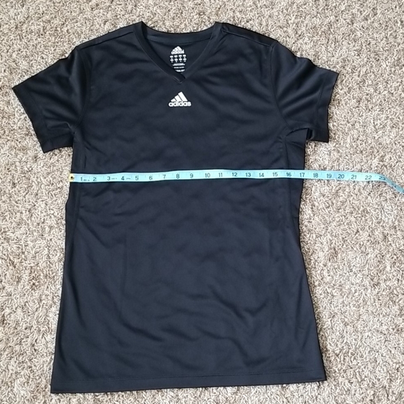 NWOT Adidas Black V-neck Quick Dry Running Shirt - Picture 5 of 5